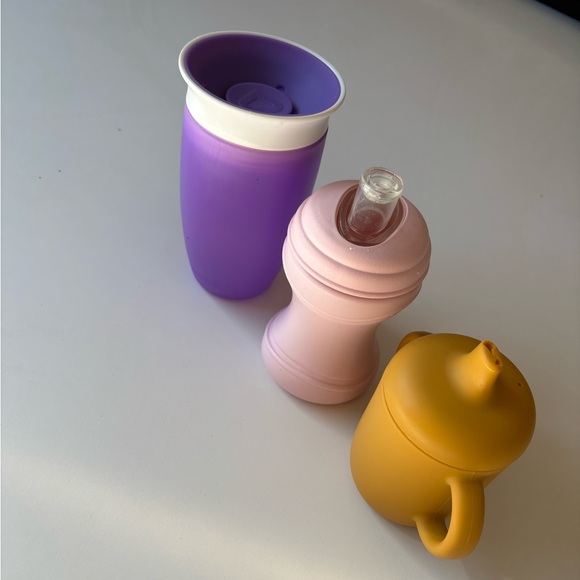 3 sippy cups - Picture 6 of 7